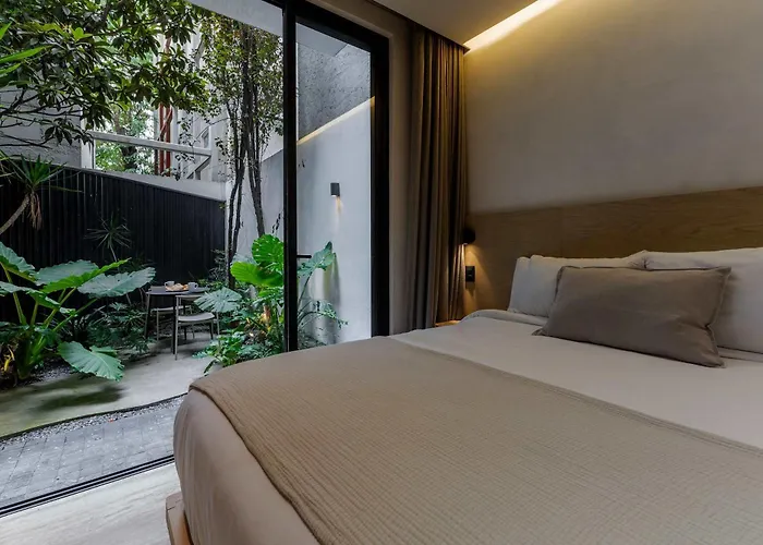 Capitalia Casa Calderon 1br Leafy Vibes W Patio *